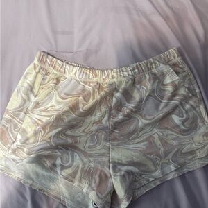 SO Women's Marble Pattern Athletic Shorts - Cream and Tan